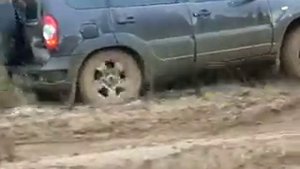 покатушки по грязи на Chevrolet Niva