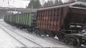 Электровоз ВЛ80С-838 с грузовым поездом