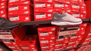 США жизнь. Цены в Американском Аутлете магазине одежды и прогулка в Калифорнии Лонг-Бич