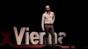 Почему мы задаем вопросы? Майкл Стивенс из Vsauce на TEDxVienna