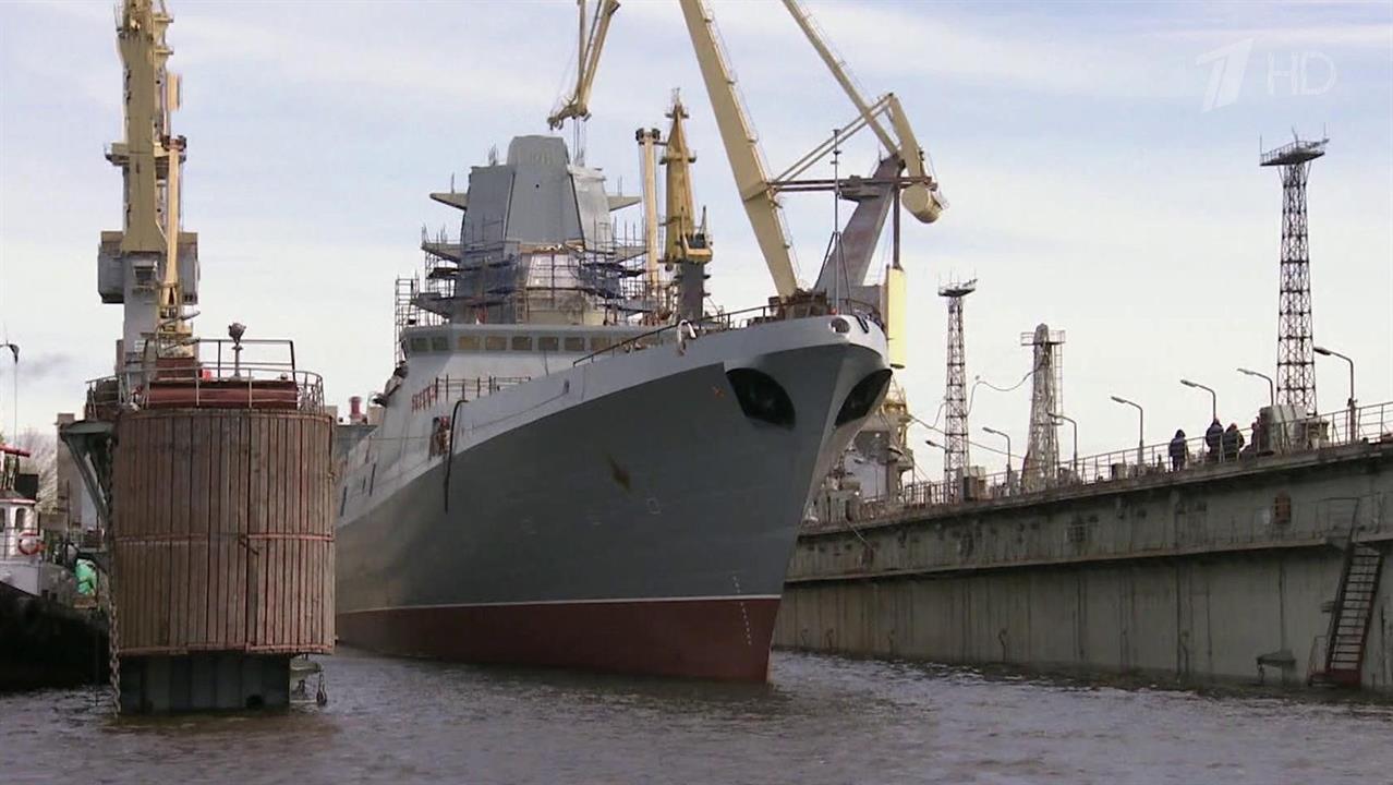 Новейший фрегат "Адмирал Головко" спущен на воду в Санкт-Петербурге