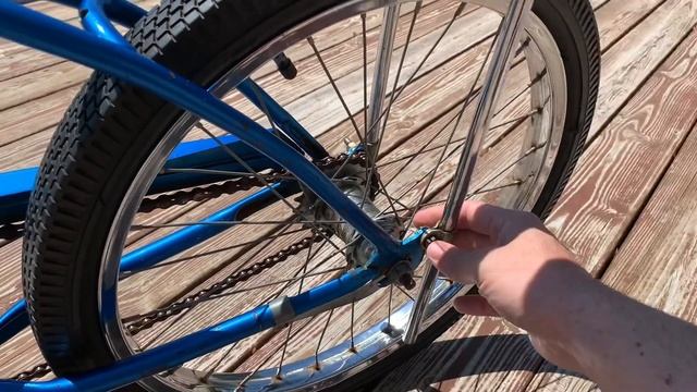 Muscle Bike Ride & Review “1975 Schwinn Stingray Fair Lady” смотреть онлайн