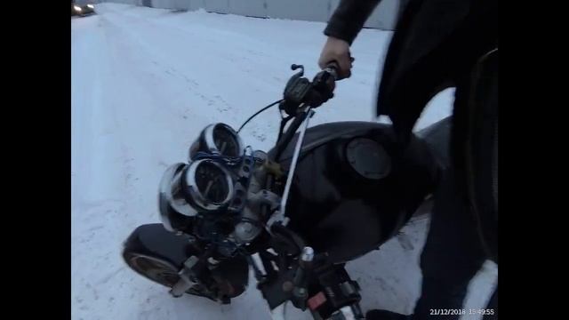 Начало косметического ремонта Honda CB400 смотреть онлайн