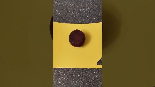 Салат из помидор и свёклы