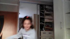 Я ставлю лайки лайки лайки где ты под фото в мокрой майке!!!