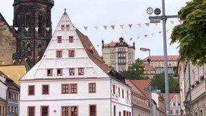 Средневековый город сохранился в первозданном виде до наших дней - Пирна, Саксония, Германия.