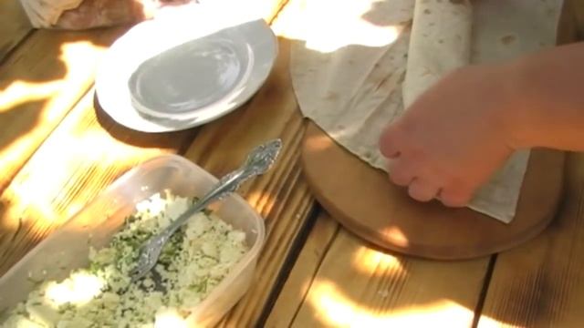 Как приготовить лаваш с творогом на гриле. | How to prepare pita bread with cheese on the grill.
