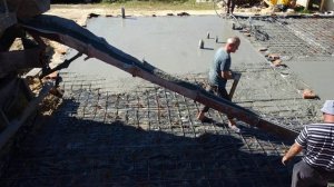 Прием бетона на черновой пол.