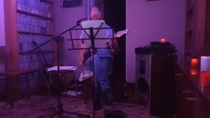 Стоя на этой лестнице (Пикник cover)