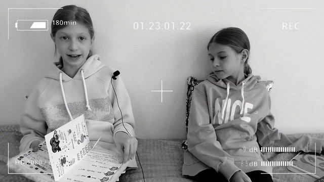 ОБЗОР СКЕТЧБУКА | ЧТО В МОЕМ СКЕТЧБУКЕ | SOFIYA and EVGENIYA смотреть онлайн