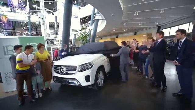 Автопрограмма LR. Вручение Мерседеса Генриху Эрдману, Президент LR