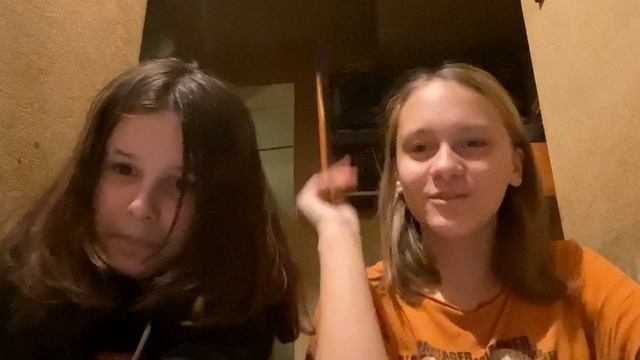 срисовываю рисунки с Pinterest с подружанькой смотреть онлайн