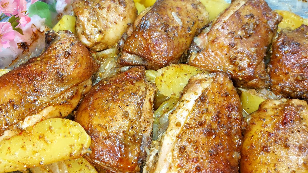 Из обычных куриных бедрышек. Быстрый и вкусный ужин. Бедрышки с картошкой в духовке.