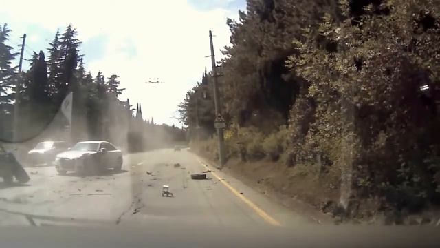 CRASH #1 DUB смотреть онлайн