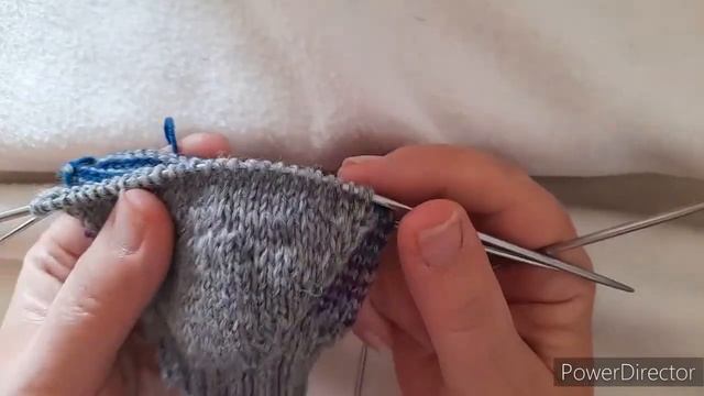 Носки на трех спицах от резинки до мыска МК. смотреть онлайн