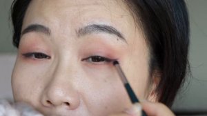 Flower Knows Strawberry Eyeshadow Palettes - Tutorial