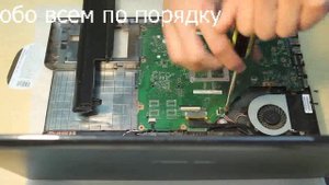 Как своими руками быстренько снять жесткий диск с ноутбука и демонтировать материнскую плату