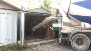 Бетонирование пола в "ижорском" гараже