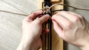 Браслет из паракорда Tarantula Bar