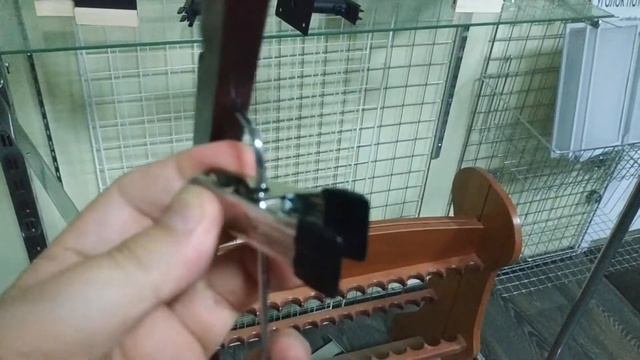 Вешалка деревянная с зажимами.mp4 смотреть онлайн