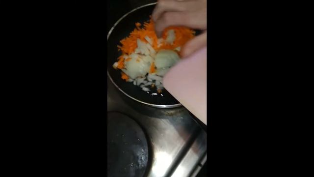 Печень в вине/Свиная печень маринованная в вине с томатной подливой