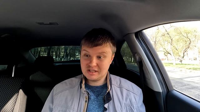 Двигаешься вперед - поддержки не жди! / Держат за ноги!