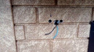 Как крепить разные предметы и конструкции на дом, обшитый сайдингом