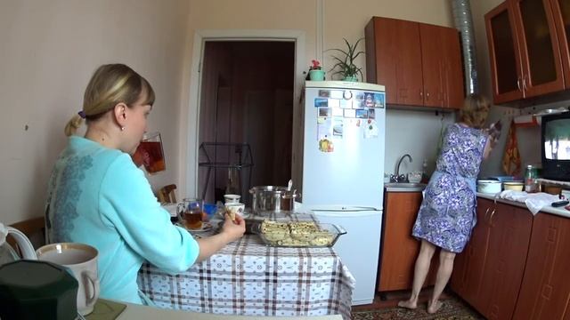 Собираемся в дорогу Блинчики с картошечкой Кушаем ? vlog смотреть онлайн