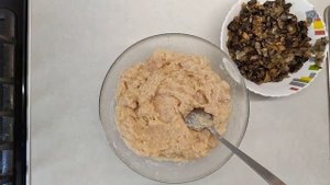 Куриные котлеты с грибами в духовке