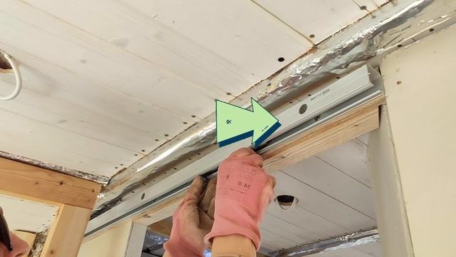 Ep 8: - DIY vintage french sliding door - solo female Van Build ? Bus Off with Josie