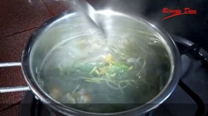 Toningkhok Kangsoi - Manipuri Medicinal Plant Soup  (Chameleon Plant Recipe Quick & Easy)