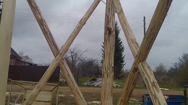 каркас гаража на шиных сваях готов