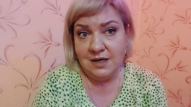 ПОДПИСЧИКИ ДОБРОДЕЛОВ ПОМОГАЮТ ЛЕНТЯЯМ. РАБОТАТЬ НЕ ХОЧУ А ЖРАТЬ ДАВАЙ.