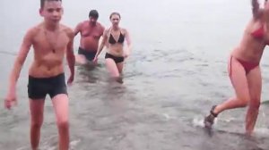 Купание после бани 1