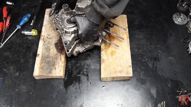 Abrir MOTOR y sacar el CIGUEÑAL moto ???? смотреть онлайн