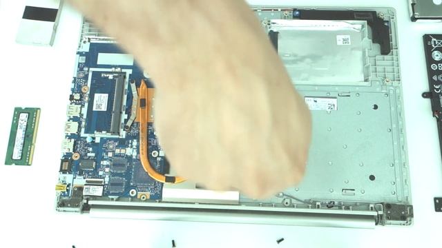 НОУТБУК LENOVO 320-15 AIP (80XR) смотреть онлайн