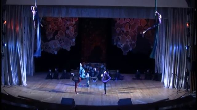 Театрализованный интерактивный детский спектакль "Остров поющих попугаев" смотреть онлайн