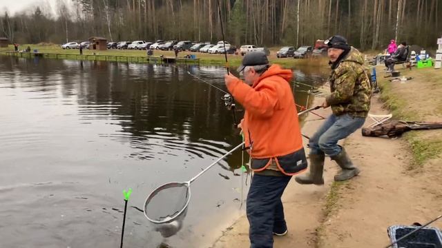 Две подряд поимка сразу после зарыбления смотреть онлайн