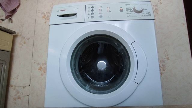 Стиральная машина BOSCH Maxx 5. Быстрая стирка 15', 1000 оборотов. смотреть онлайн