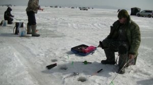 Тавричанка,найти тропу или место .Камбала в засаде.Рыбаков больше,чем рыбы.