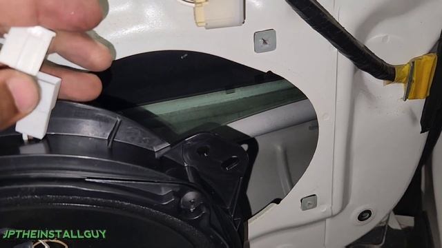 2007 Toyota 4Runner door panel removal and speaker replacement install upgrade смотреть онлайн