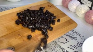 САЛАТ "ПРАГА" С ЧЕРНОСЛИВОМ ?