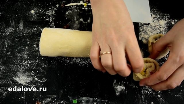 Булочки-улитки из слоеного теста - лучшая выпечка к чаю смотреть онлайн