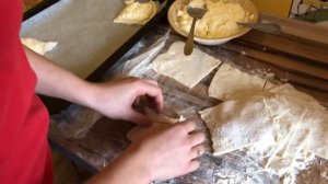 Ватрушки из слоеного теста с творогом ||очень вкусные