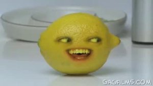 Annoying Orange WazzuP (Руский Перевод)
