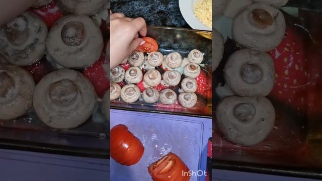 Шампиньоны в духовке со сметаной. Самый вкусный рецепт!