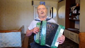 НАРОДНАЯ ПЕСНЯ = У ДУБА СТАРОГО= ПОЁТ  ВАСЯ ПОПОВ, КИНО ВАСЬ ПРОСТО ПО НАРОДНОМУ, БЕЗ МИКРОФОНА !