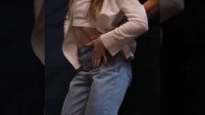 Лили коллинз скажите название фильма