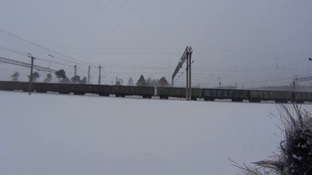 Зима это Pizdauskas снег у меня 30 см едет поезд вдалеке смотреть онлайн