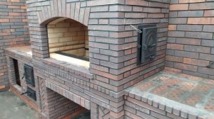 Мангал, печь под казан из ригельного кирпича.